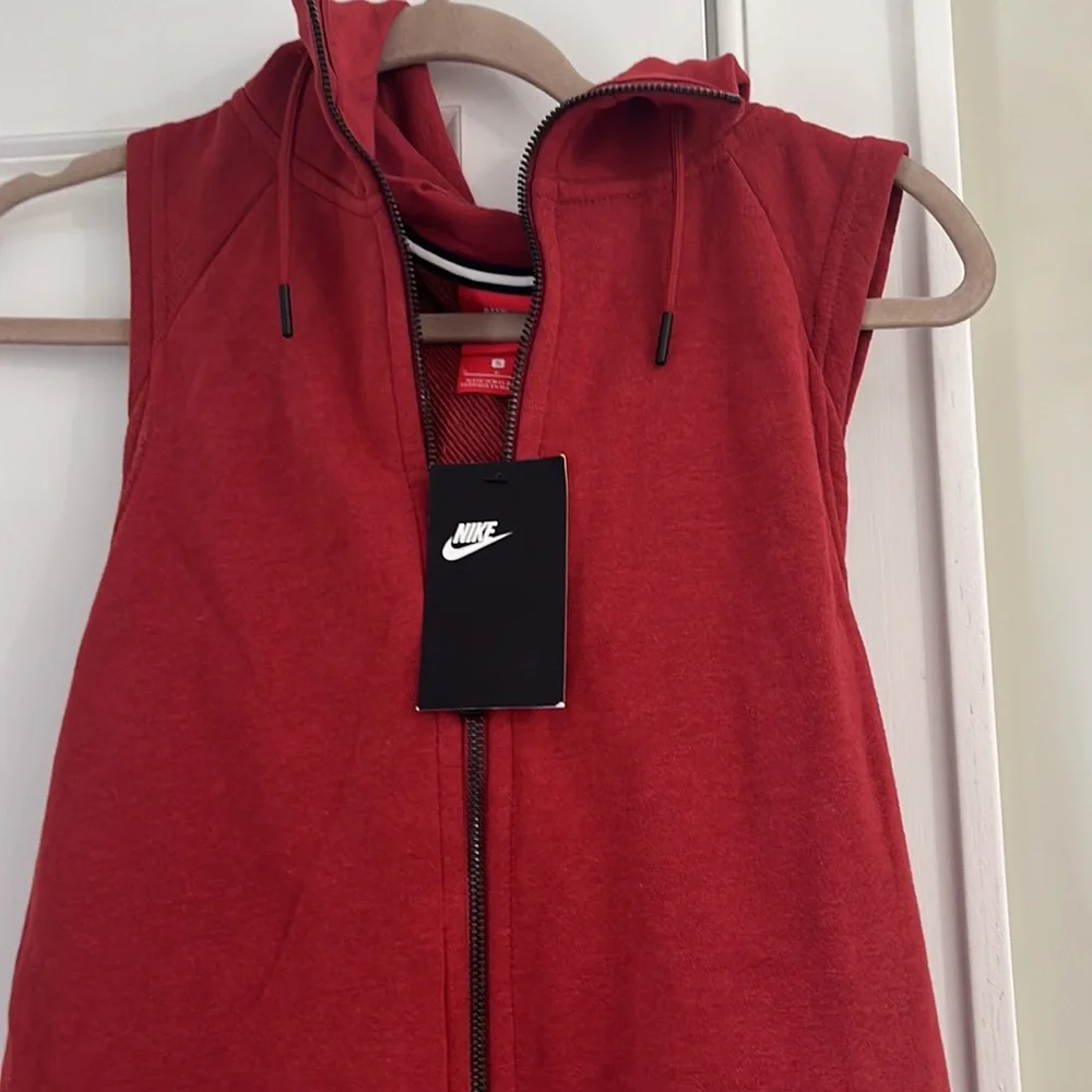 Nike tank hoodie - Picture 3 of 8